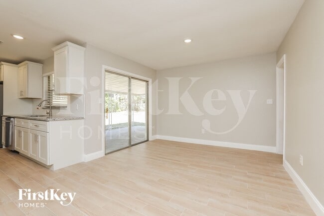 Photo - 7033 Crestlake Dr