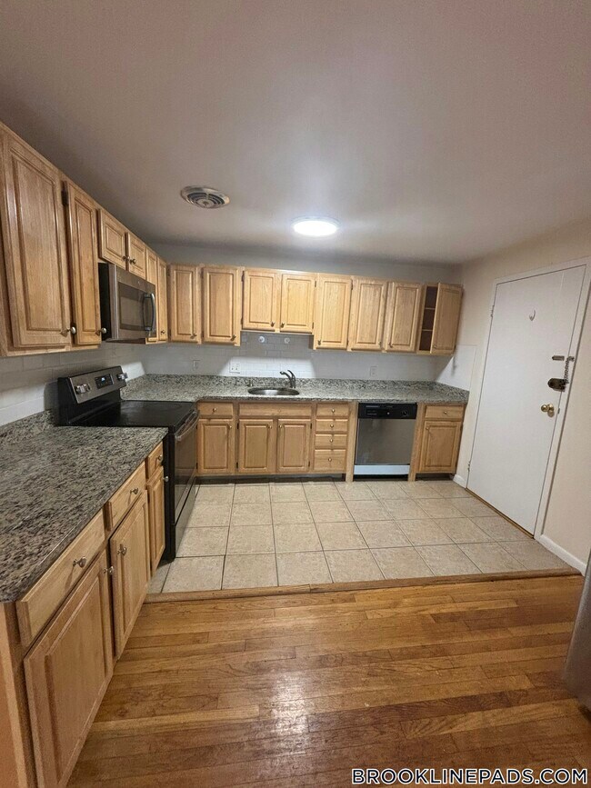 Photo - 110 Babcock St Unit 37