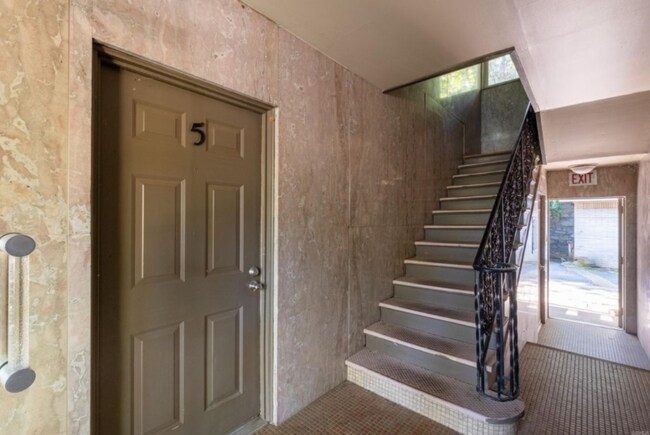 Photo - 1 Coolwood Dr Unit 11