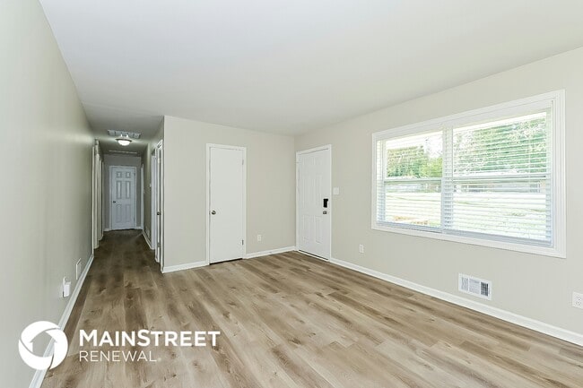 Photo - 2816 Knollview Dr