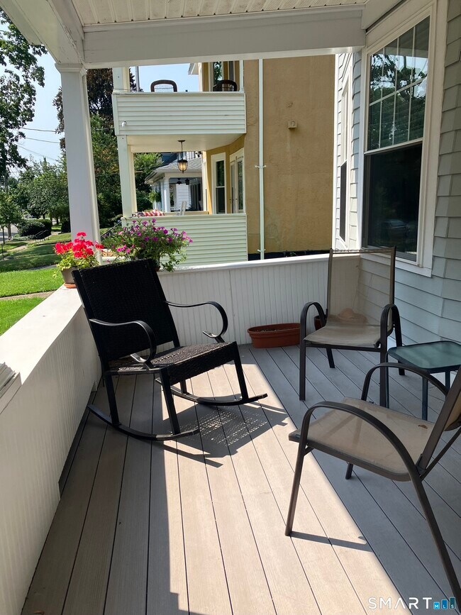 356 Yale Ave Unit 2