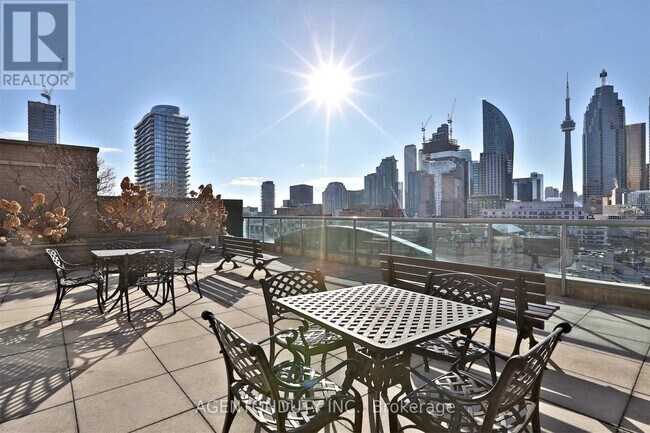 Photo - 109 Front St E Unit 930