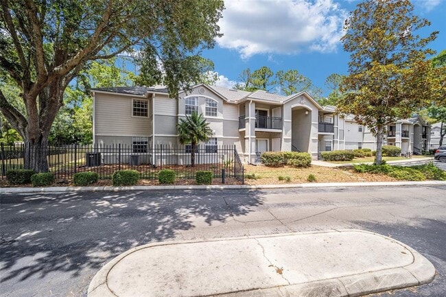 Photo - 3705 SW 27th St Condo Unit 221