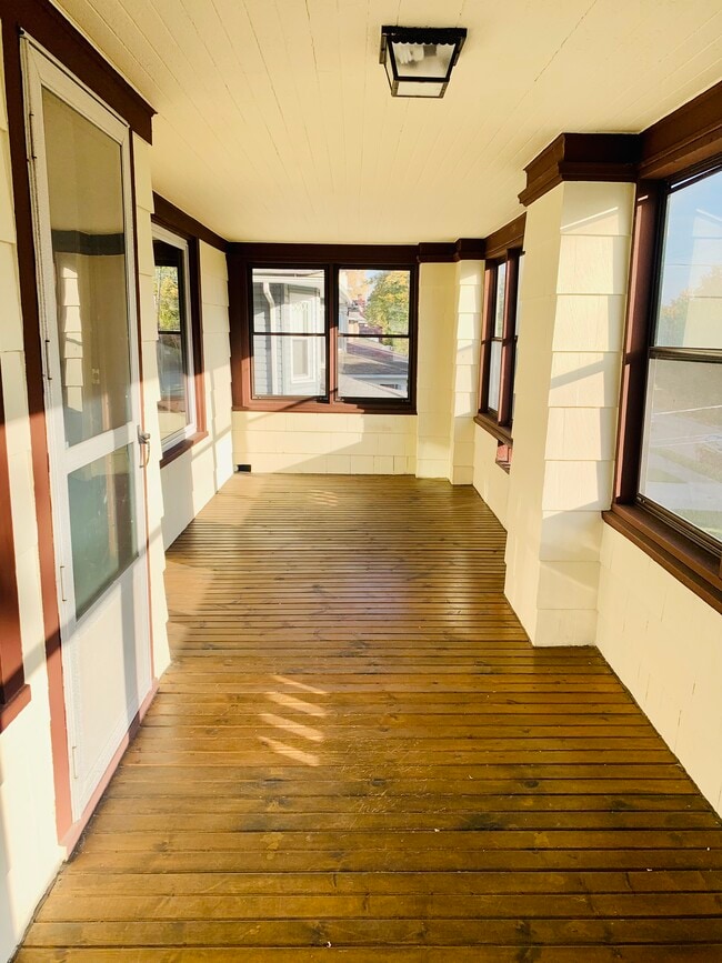 Screened Porch - 111 Amherst Dr Unidad 111 Amherst