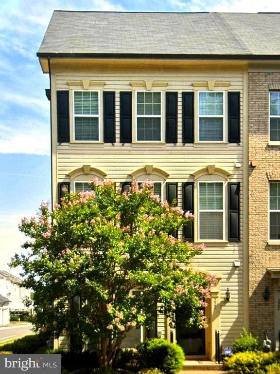 Photo - 224 Shields Rd