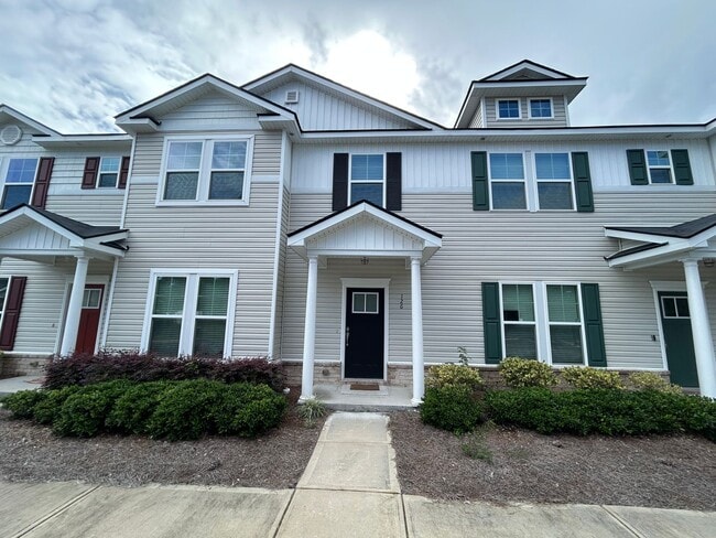 Building Photo - 3 Bedroom/ 2.5 Bathroom Berwick area in Sa...