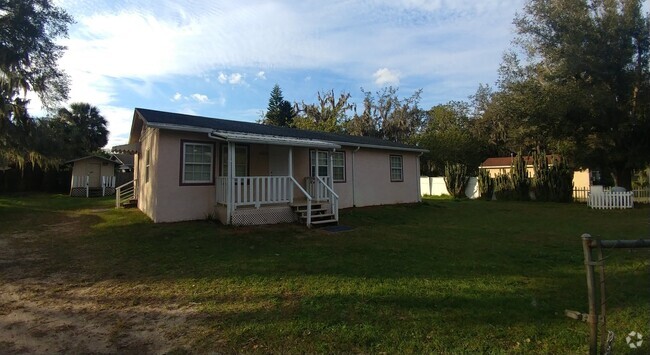 Building Photo - Apoka 3 Bedroon 1 Bath Home