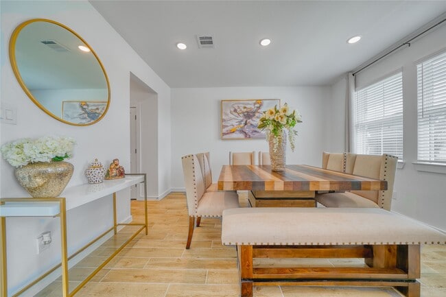Photo - 12202 Old Fashion Cir