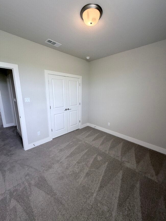 Photo - 219 Pinnacle Ln