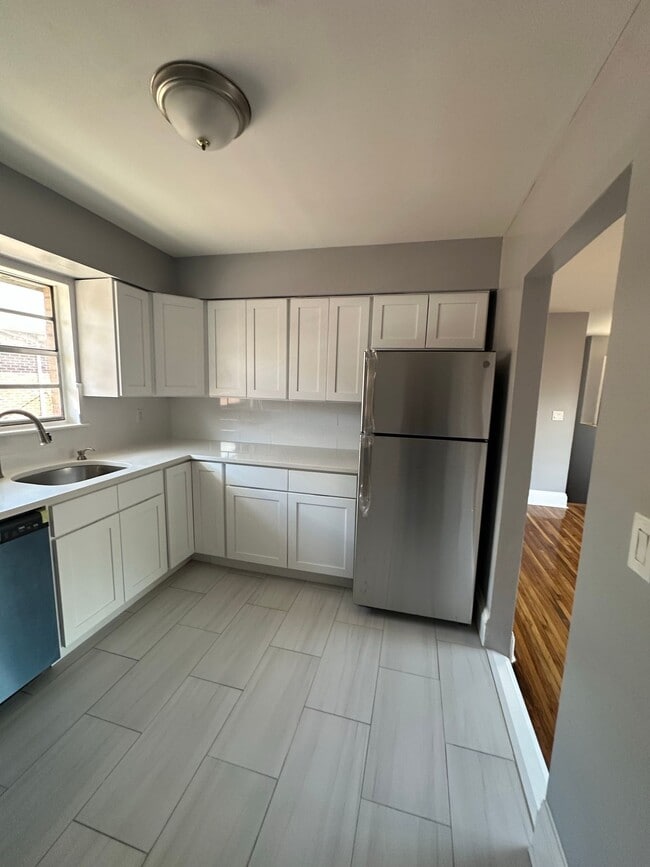 Stuyvesant Commons - Lyndhurst - Stuyvesant Commons - Lyndhurst