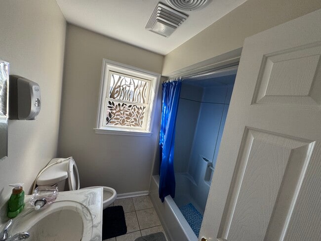 Photo - 70 Chadwick St