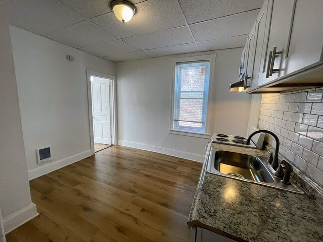 Building Photo - 3440 Old York Rd Unit 3R