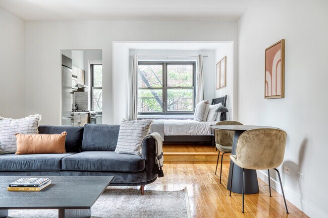 Photo - 252 E 61st St Unit FL3-ID2105