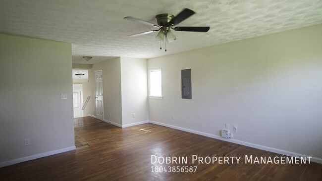 Photo - 1011 Kinney St House