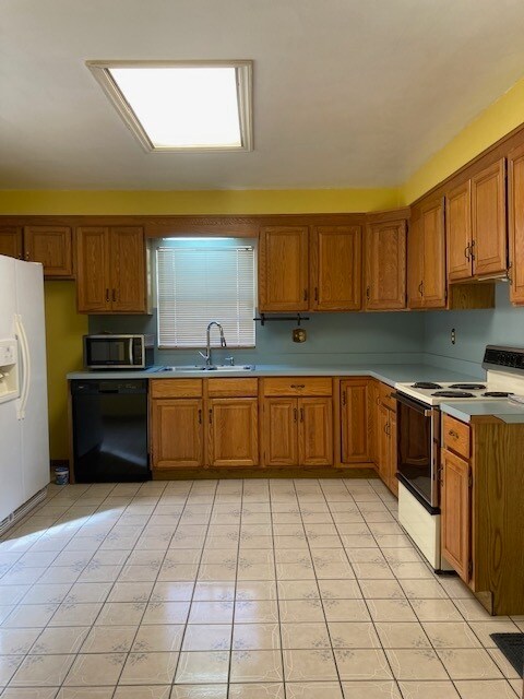 Photo - 744 Vassar Rd