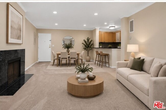 6505 Green Valley Cir Unidad 207
