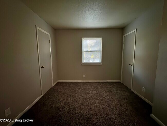 Photo - 6807 Crestview Dr