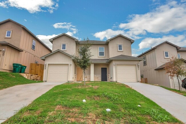 Photo - 122 Peruna Dr Townhome