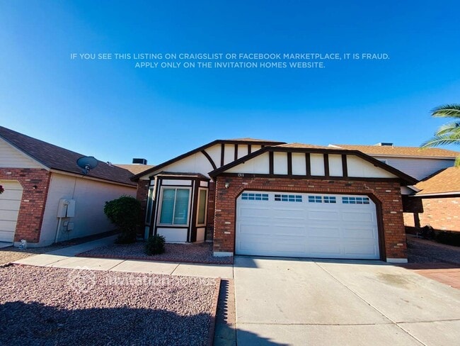 Building Photo - 1311 W Straford Dr