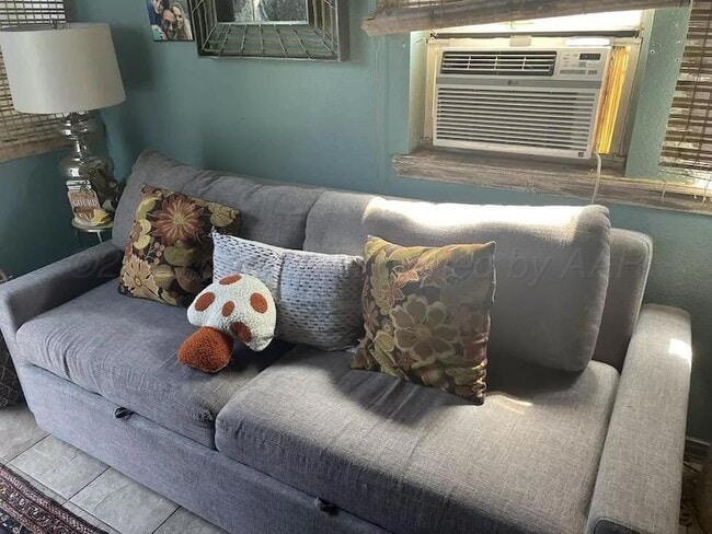 Photo - 905 S Madison St