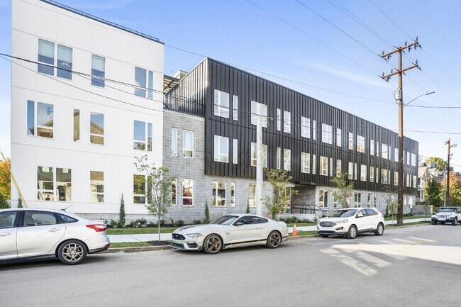 1310 Lischey Ave Unit 204