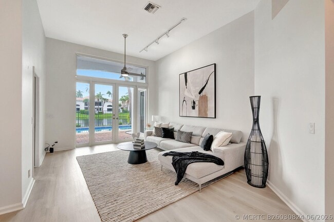 2213 NW 62nd Dr