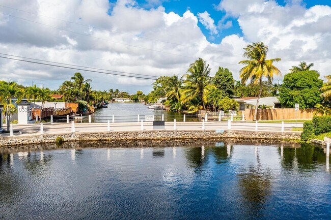 Photo - 2856 NW 10th Ave