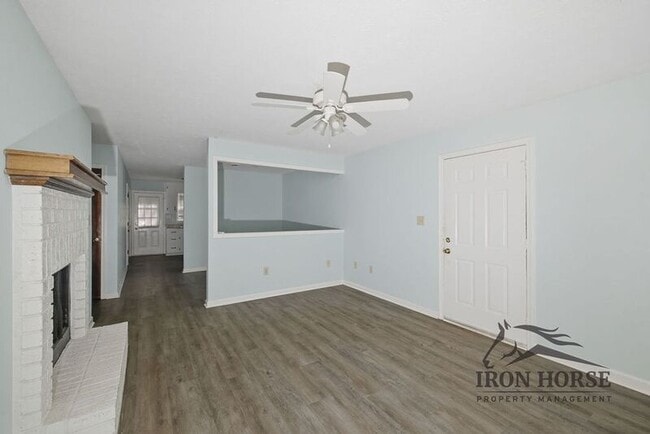 Photo - 126 Greenwood Dr