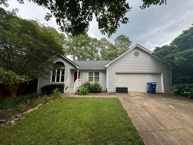 Photo - Wonderful Bogart Home in Pleasant Pines!