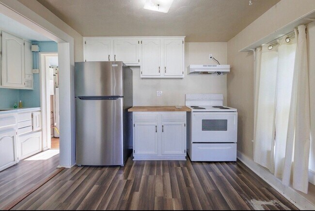 Photo - 724 Haines Ave