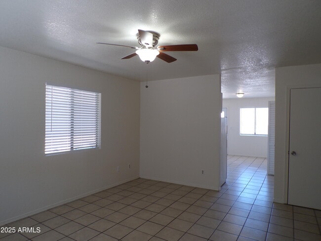 Photo - 2591 S Mountain View Dr Unit 1