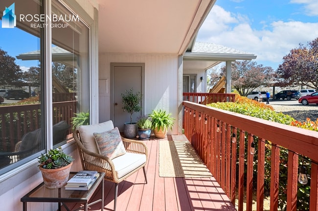 Photo - Charming 2 bedrooms, 2 baths home located in the beautiful Montana Terraces of Prescott!