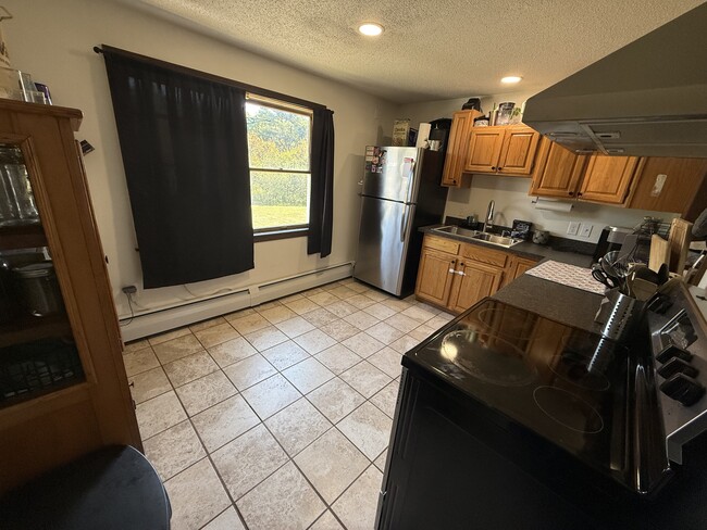 Photo - 18 Chestnut Dr Unit 202 wDeck