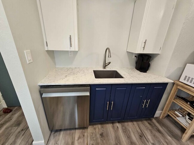 Photo - 350 Belmont Rd