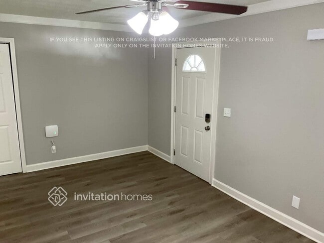 Photo - 9557 Priory Ave