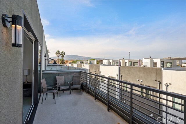 Photo - 277 Dockside Ln