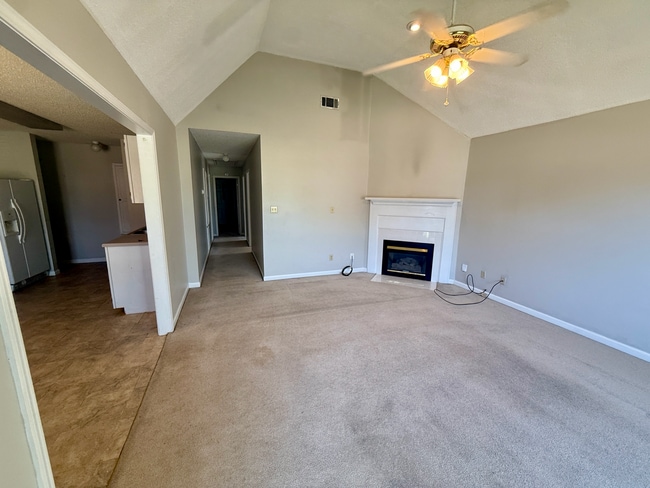 Photo - 1506 Remington Dr