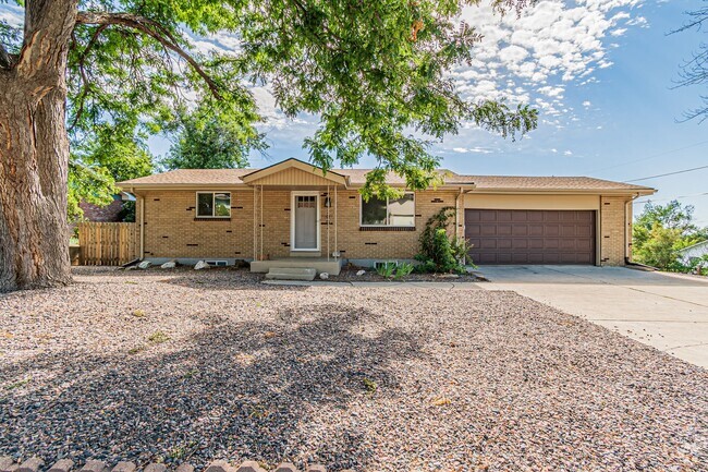 Building Photo - Charming 3BD, 2BA Arvada Home with 2-Car G...