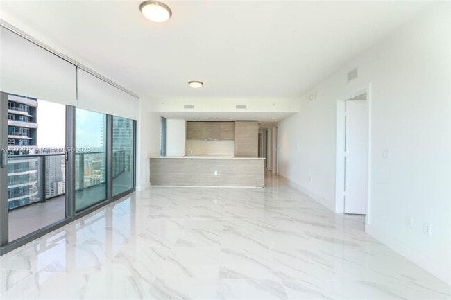 Photo - 1300 S Miami Ave Unidad 2706