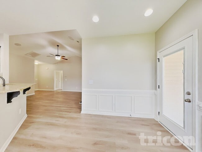 Photo - 15 Fairfax Dr