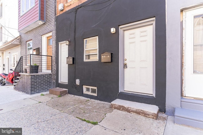 Photo - 1847 N 2nd St Unidad 1