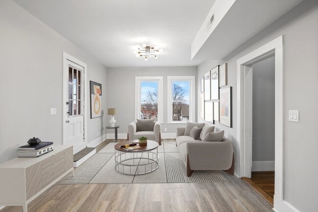 Building Photo - 187 Neponset Ave Unit 1 Rental
