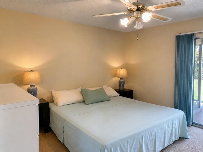 Photo - 11 Lake Vista Trail Unidad 206