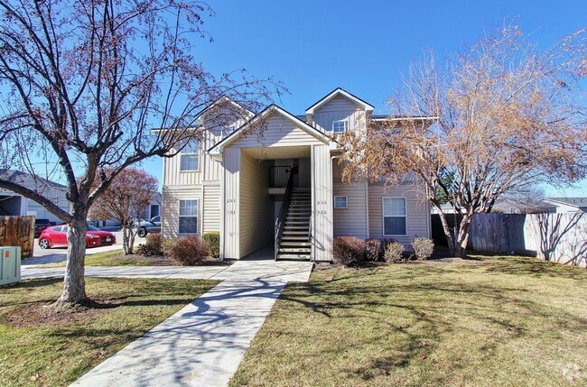 Building Photo - 11840 Cloverbrook Ln Unit 202 Rental