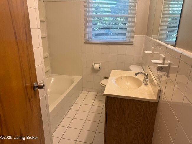 Photo - 5301 Adkins Rd