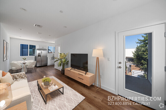 Building Photo - 6338 Beck Ave Unit 3 Rental