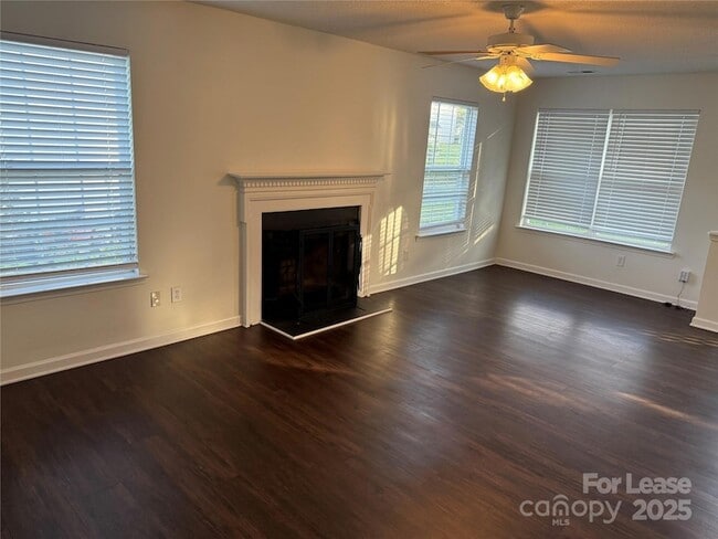 Photo - 8821 Cameron Spring Rd