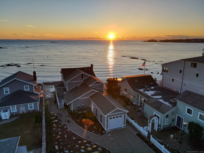 Photo - 29 Sagamore Cove Rd