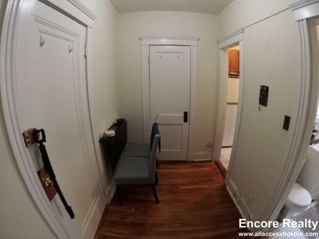 Photo - 1450 Commonwealth Ave Unidad 11