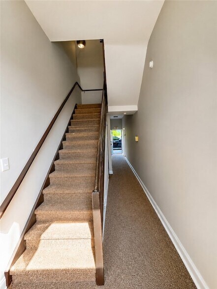 Photo - 735 N Highland Ave Unit 2